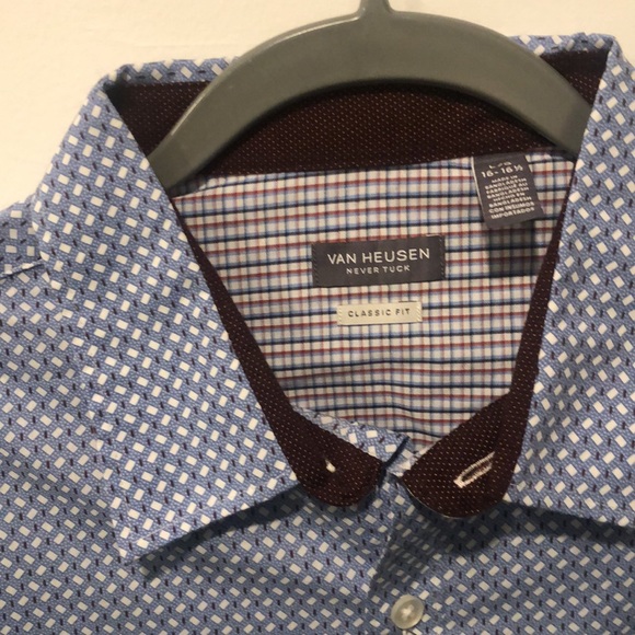 No tuck button down NWT - Picture 2 of 4